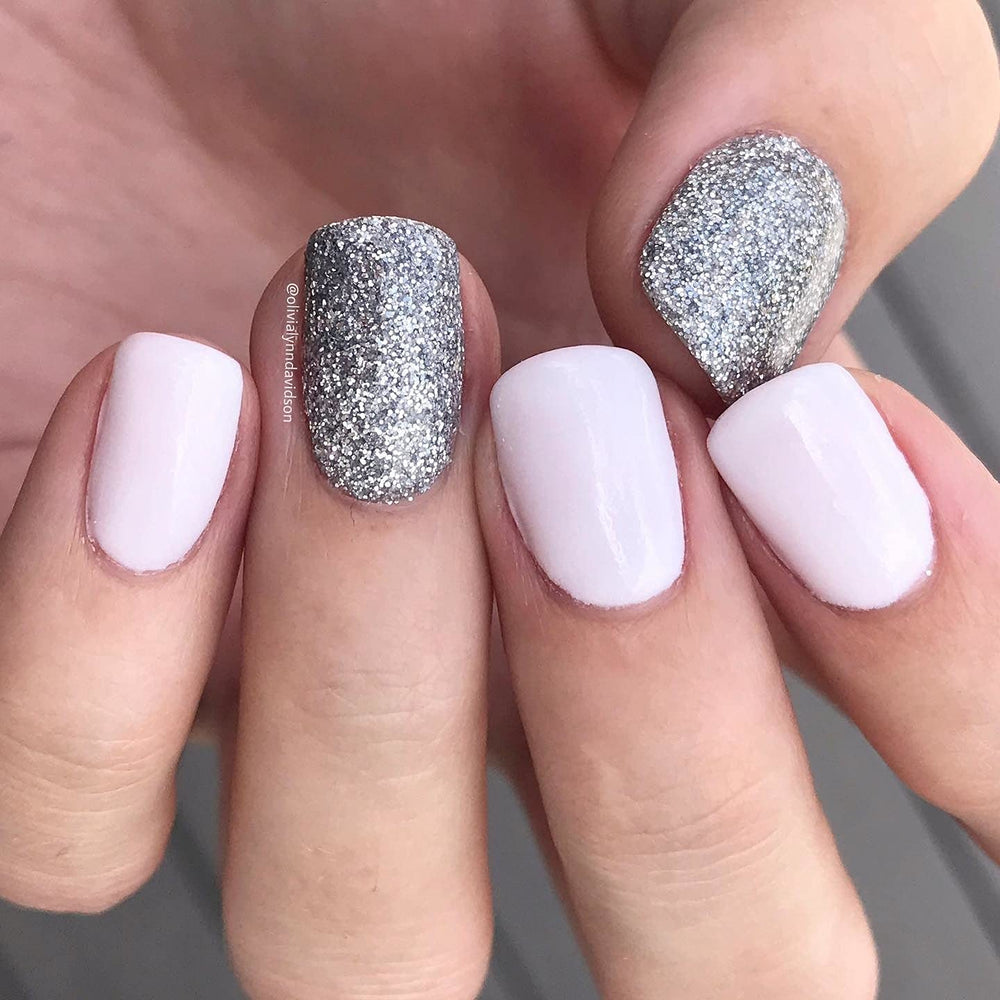 Revel Nail Dip Powder - Phoebe Shade 0.5oz