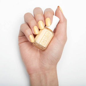 ESSIE HAY THERE 1576