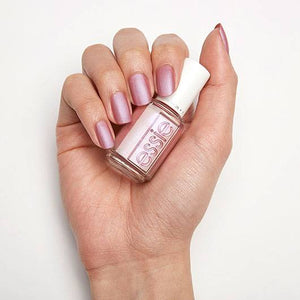 ESSIE GOING ALL IN 1580