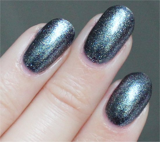 OPI ON HER MAJESTY`S SECRET SERVICE HL D16