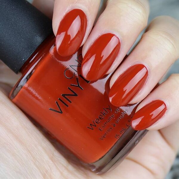 CND VINYLUX BRICK KNIT 223