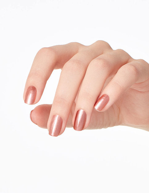 OPI INFINITE SHINE MADE IT TO SEVENTH HILL IS L15